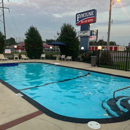 Fortune Inn & Suites Newport Eksteriør bilde