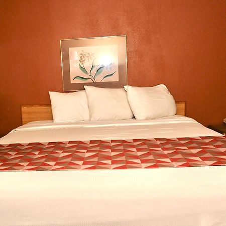 Fortune Inn & Suites Newport Eksteriør bilde