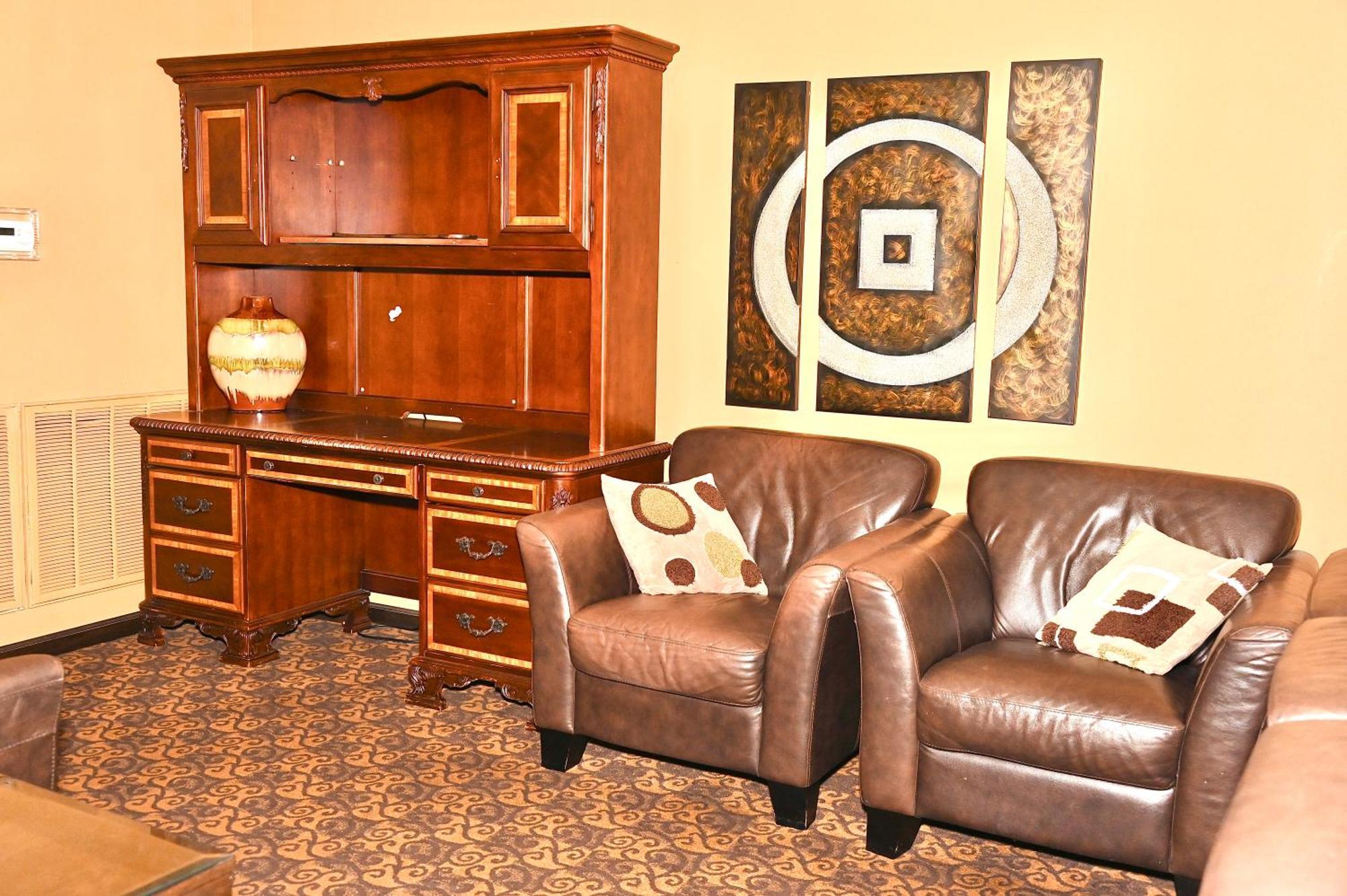 Fortune Inn & Suites Newport Eksteriør bilde