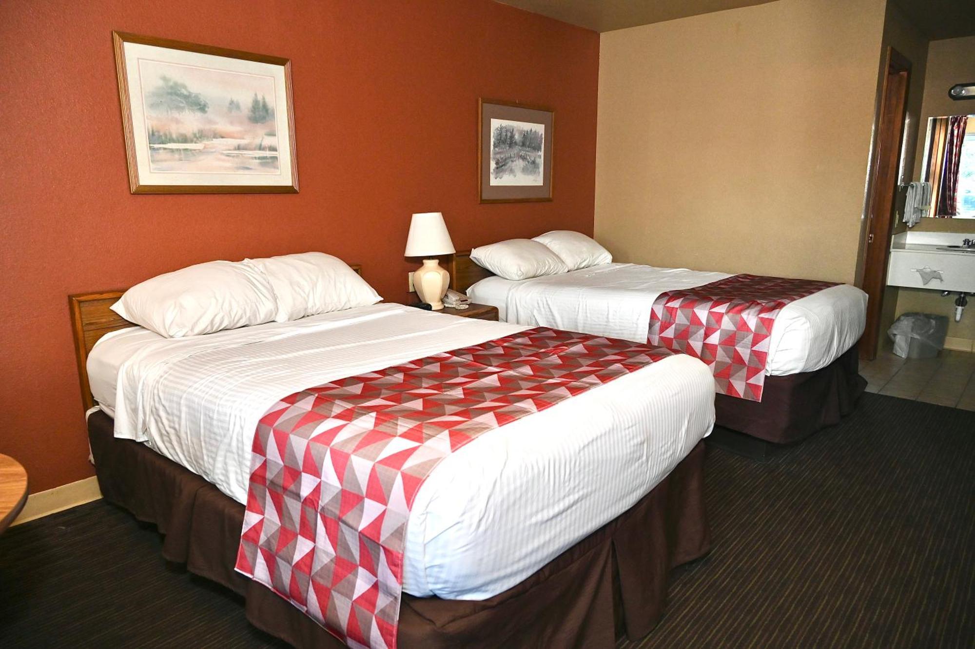 Fortune Inn & Suites Newport Eksteriør bilde