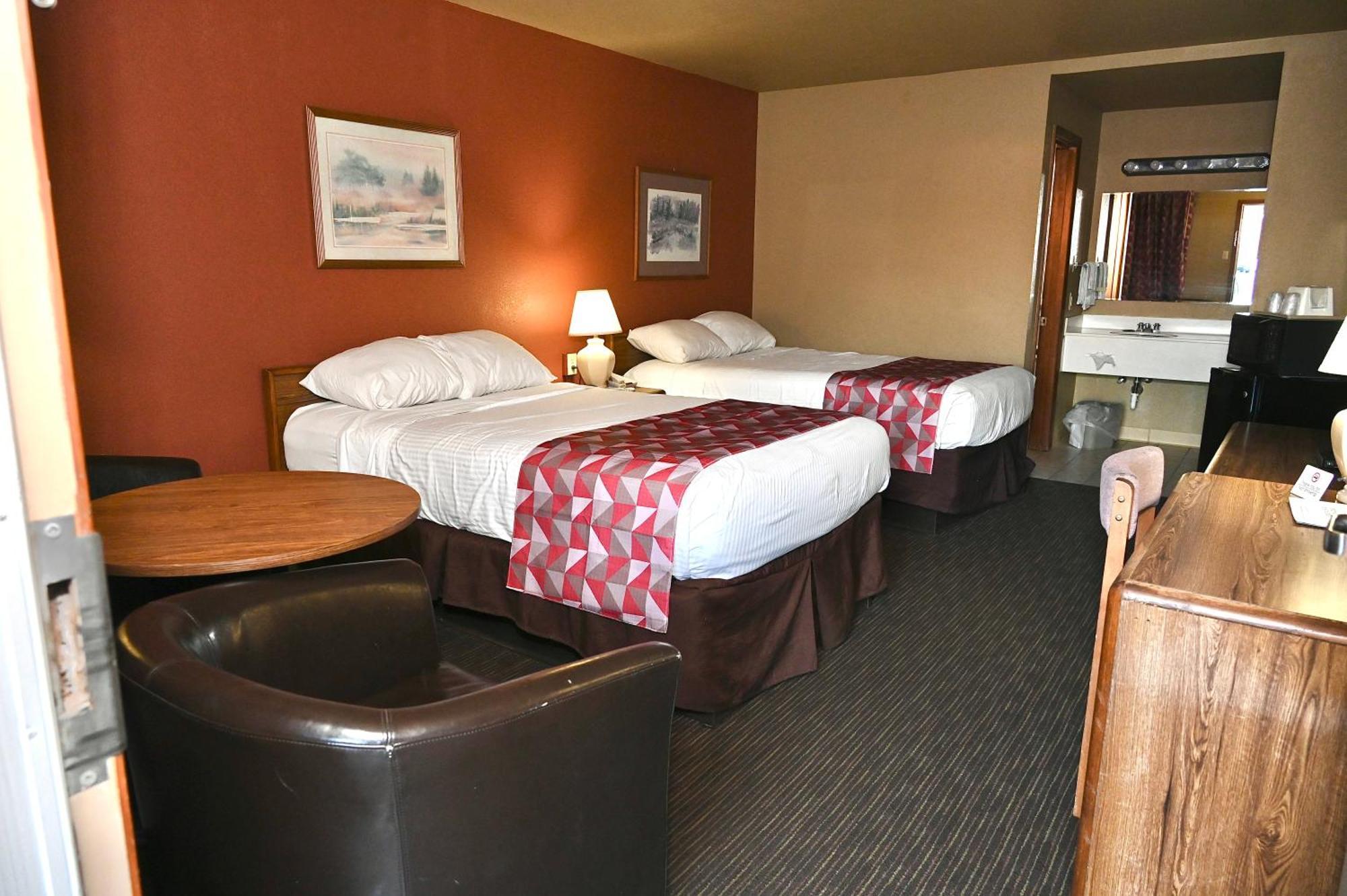 Fortune Inn & Suites Newport Eksteriør bilde