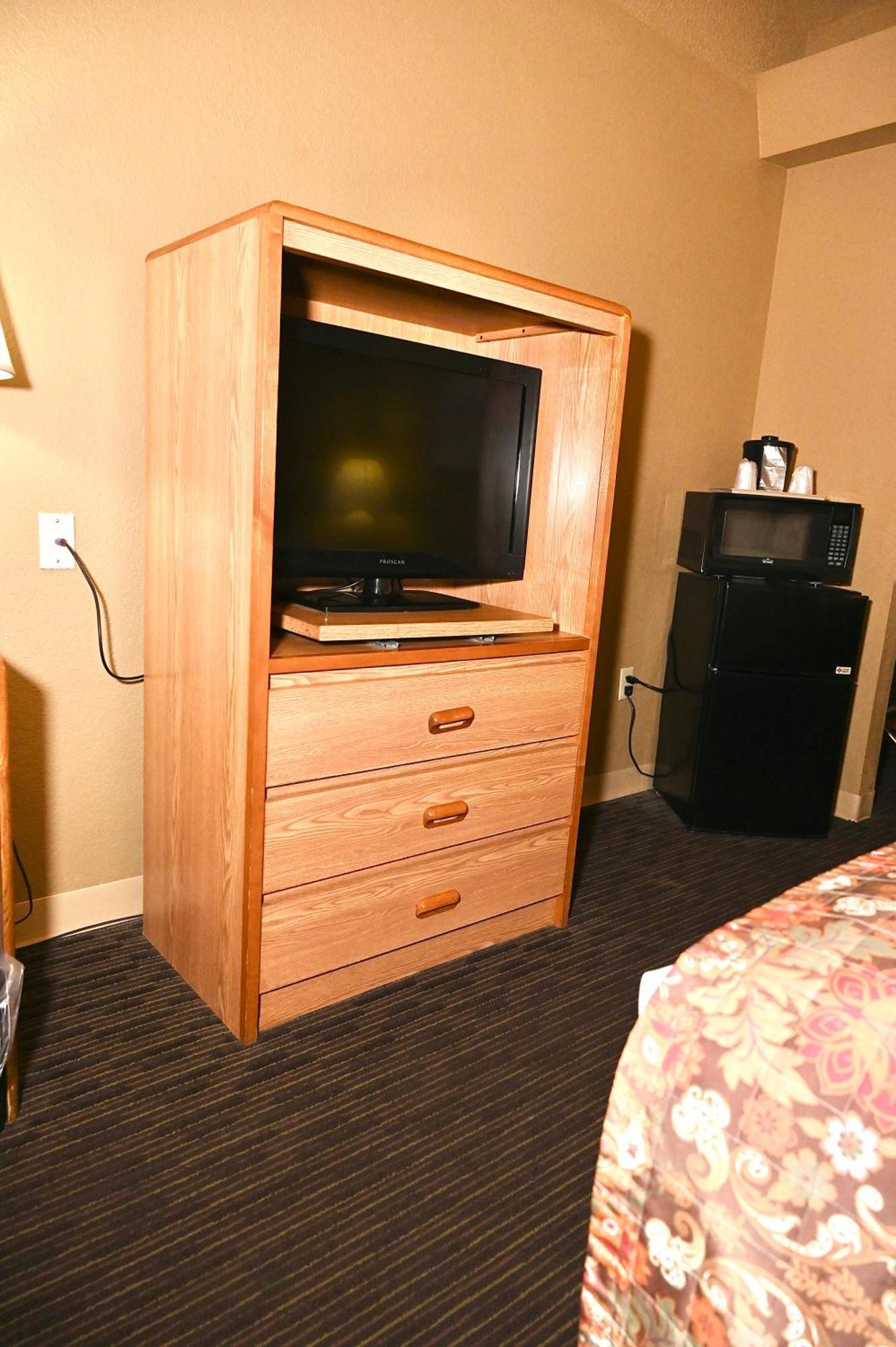 Fortune Inn & Suites Newport Eksteriør bilde